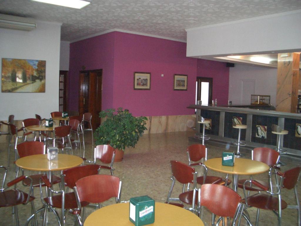 Hotel Pique Gandesa Buitenkant foto