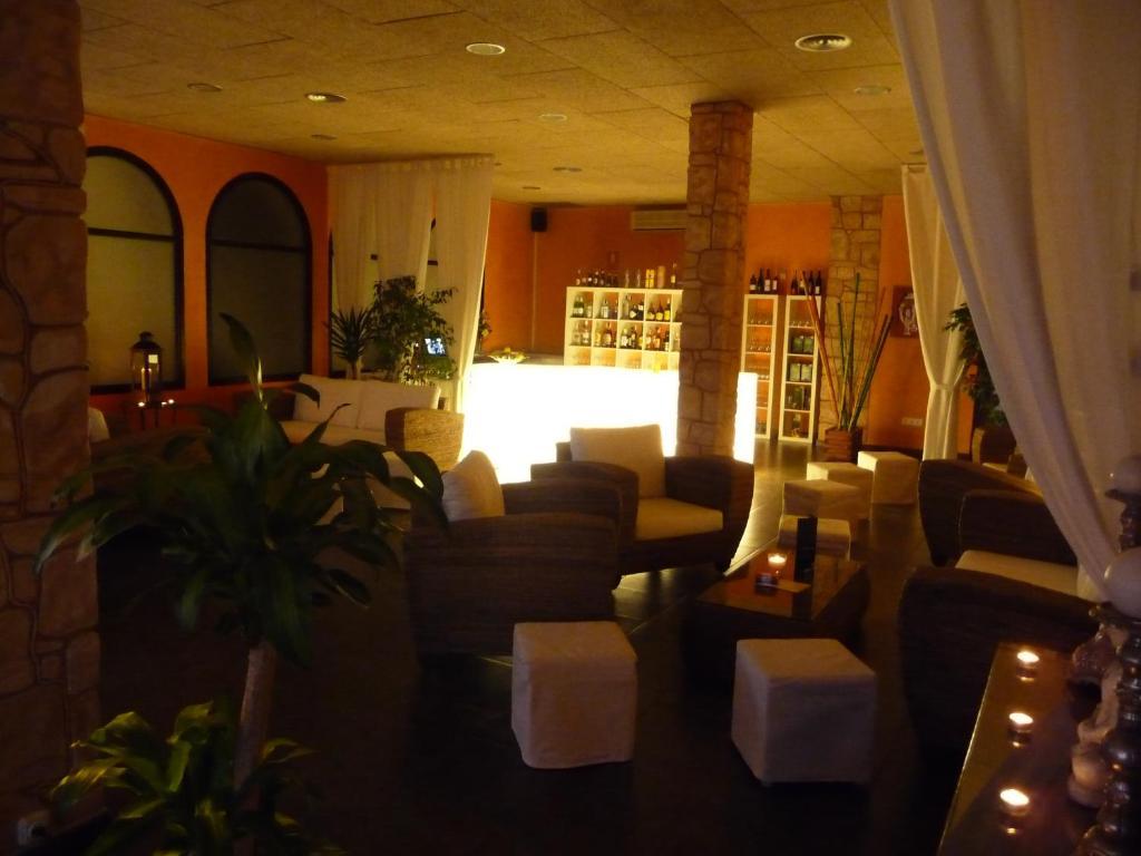 Hotel Pique Gandesa Buitenkant foto